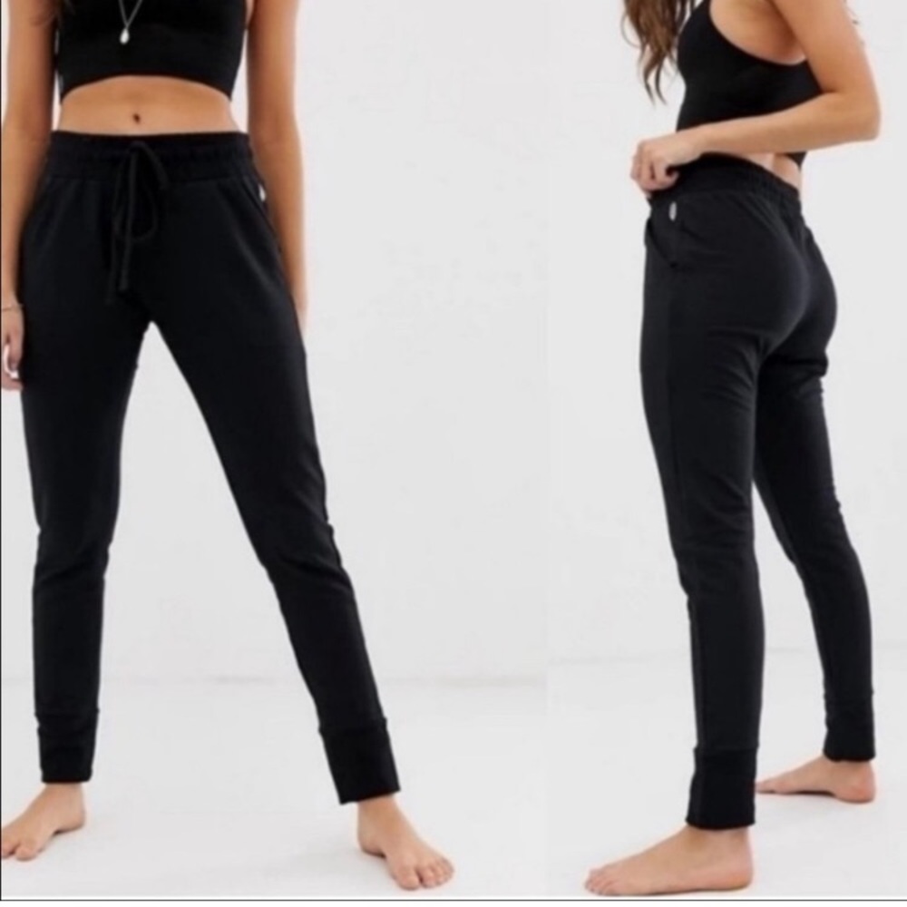 Free People Movement Sunny Black Jogger Pants with Drawstring Size Small